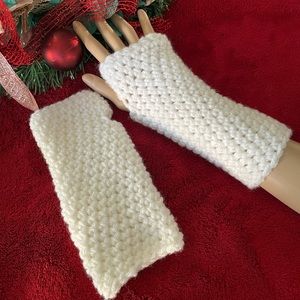 🧤Crochet Minimalist Fingerless Texting Gloves 🧤